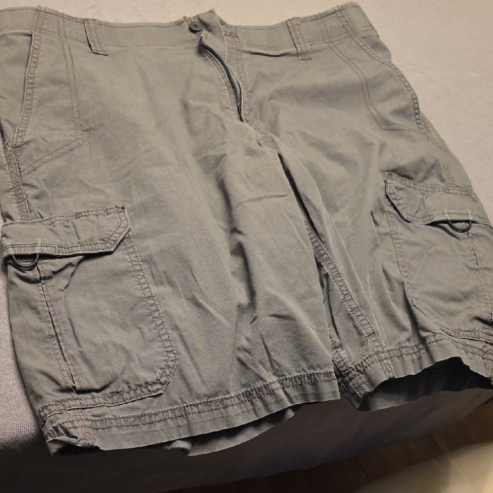 Lee Men's Charcoal Cargo Shorts